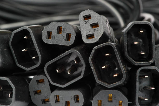 C&oacute;digos el&eacute;ctricos de IEC